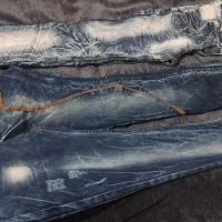 به علت تغییر شغل ۳۰عدد شلوار لی باجنس باکیفیت