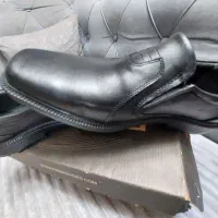 کفش|کیف، کفش، کمربند|گلبهار, شهر جدید گلبهار|دیوار