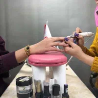 جذب نیرو و اجاره میز ناخن و مژه