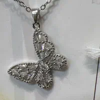 گردنبند پروانه نگینی