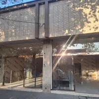 مغازه ۹۰متر همکف ۹۰ متر زیر زمین سرامیک تمیز