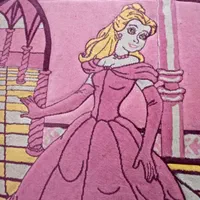 فرش ماشینی سیندرلا سالم و تمیز