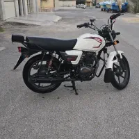 موتور سیکلت کی وی ۱۵۰ درحد