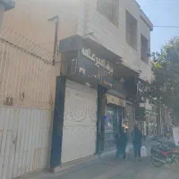 مغازه بر خیابان قانی کهنه