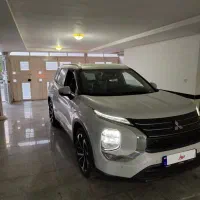 میتسوبیشی اوتلندر اچ لاین تک دف خشک