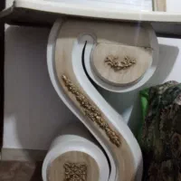 آینه|آینه|نسیم‌شهر, |دیوار