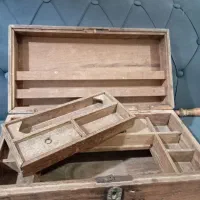 صندوقچه عتیقه|کلکسیون اشیاء عتیقه|قشم, |دیوار