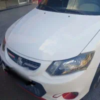 کوییک Rسفید قرمز