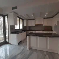 ۱۳۰ متر پاسداران / نوساز / ۳ خواب / فول مشاعات