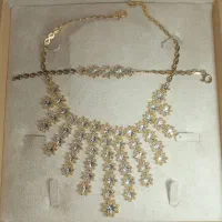 سرویس طلا ۱۰۰ بالا تابلو