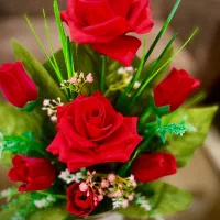 گلدان گل رز مصنوعی