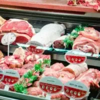 جذب ۶ نفر نیروی کار خانم و آقا پروتیین قصابی