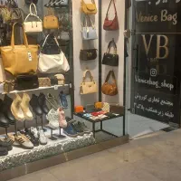 استخدام فروشنده حرفه ای خانم در پاساژ کوروش|استخدام بازاریابی و فروش|تهران, باغ فیض|دیوار