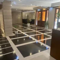 استخدام لابی من