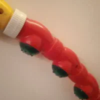 حلقه ورزشی (هولاهوپ)|تجهیزات ورزشی|اندیشه, اندیشه فاز ۱|دیوار