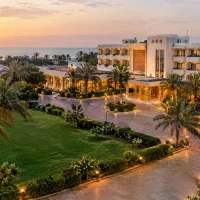 فروش-زمین-و-هتل-در-کیش
