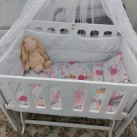 تخت گهواره شو نوزادی