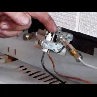 پکیج شوفاژ ابگرمکن تعمیر بخاری سرویس نصب کولر گازی|خدمات پیشه و مهارت|مشهد, وکیل‌آباد|دیوار