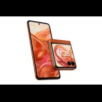 Motorola razr 50 ۲۵۶/۸ در حد اکبند با ریجستر|موبایل|تهران, فلسطین (میدان انقلاب)|دیوار
