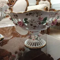 ظرف چینی گل برجسته بزرگ