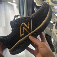 کتونی نیوبالانس 1080 اورجینال سایز44 با ضمانت