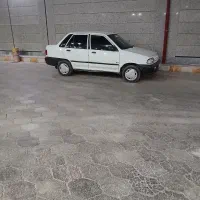 پراید ۸۲ کم کار و عروسک