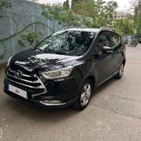 خودرو جک S3 کم کار و تمیز
