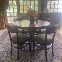 میز و صندلی برای رستوران