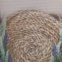 به یک همکار خانم جهت فروشندگی در مغازه جوراب