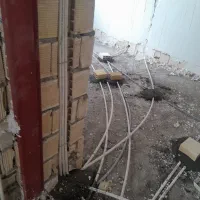به یک وردست برقکار نیازمندیم