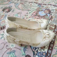 سه جفت کفش مجلسی زنانه شیک کاملآ نو|کیف، کفش، کمربند|ایوان, |دیوار