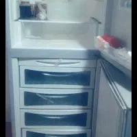 خریدار یخچال خراب و داغون