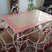 میز ناهار خوری چهار نفره فرفوژه|میز و صندلی غذاخوری|قم, پردیسان|دیوار