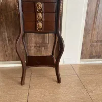 میز تلفن سالم