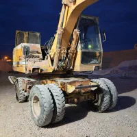 بیل ۹۱۲ لاستیکی