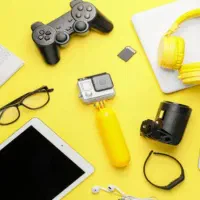 فروشنده موبایل و لوازم جانبی