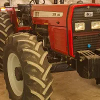 تراکتور ۳۹۹ فروشی