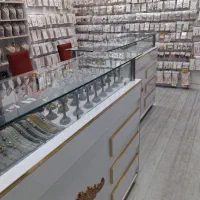 فروش مغازه زیورآلات در مرکز بازار طلافروشان رشت|فروش مغازه و غرفه|رشت, بازار|دیوار