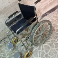 ویلچر تاشو مناسب بزرگسال|آرایشی، بهداشتی، درمانی|تهران, کوثر|دیوار