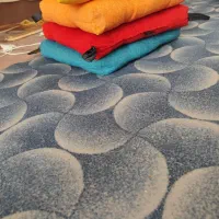 چهار متکای زیبای در چهار رنگ به فروش میرسد