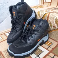 نیم بوت سایز 44