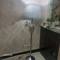 اباژور ایستاده