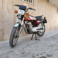 سه عدد موتورسیکلت