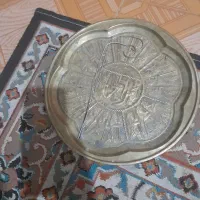 سینی برنجی و لمپا تهران روشن|کلکسیون اشیاء عتیقه|گرگان, |دیوار
