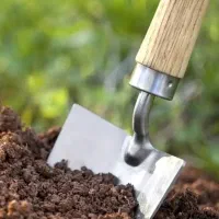 فروش و حمل انواع کود و خاک باغچه