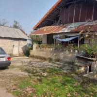 ۹۰۰ متر ویلای قدیمی /سند تک برگ/ روستایی نزدیک شهر