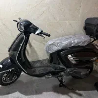 موتور کویر s5-150 صفر مشکی۴۰۳ با باکس و کلاه کاسکت