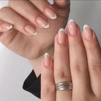 کاشت ناخن ‌،ترمیم وآموزش به همراه مدرک بین المللی