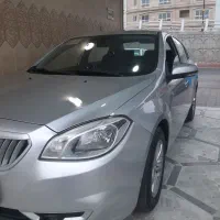 برلیانس ۳۳۰