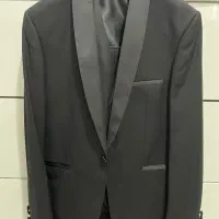 کت و شلوار|لباس|فردیس, خیام غربی|دیوار